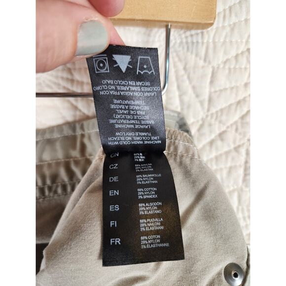 Kuhl Women's Khakis Capri Cargo Scrunched legs Size US 12 - Picture 8 of 11